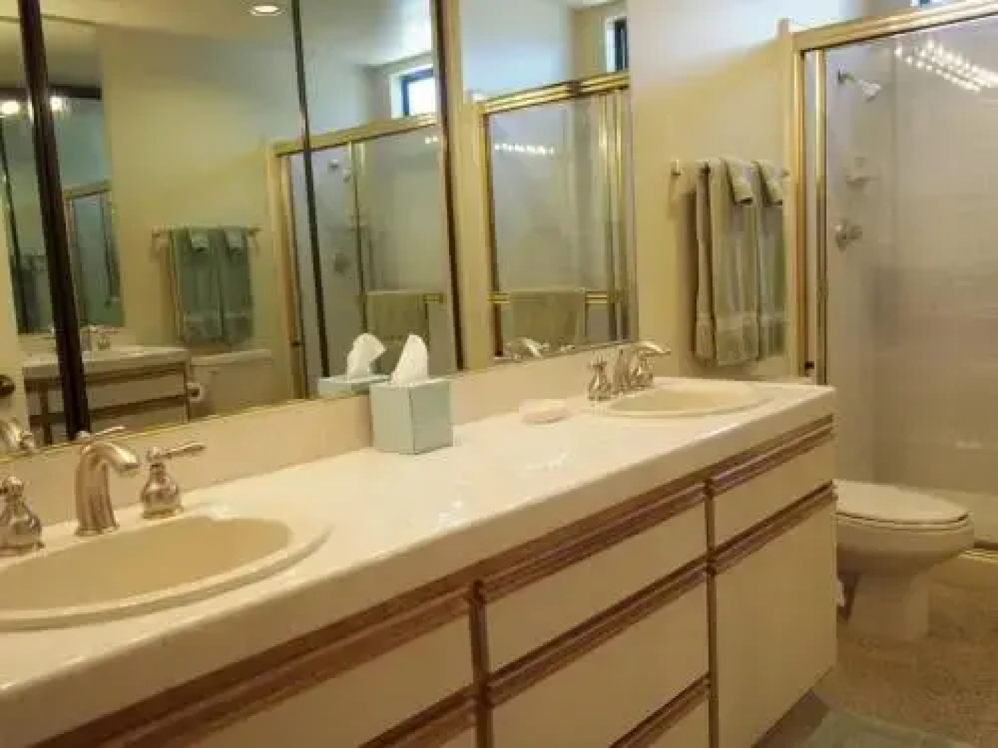 Isleta 897 *30 Day Minimum* 2 Bedroom Condo by RedAwning