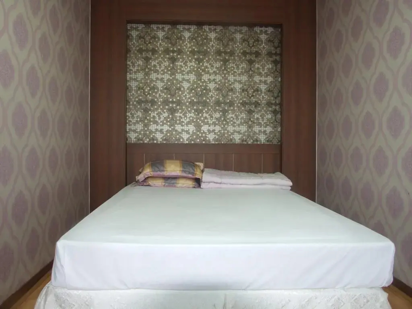 Yangyang White House Pension