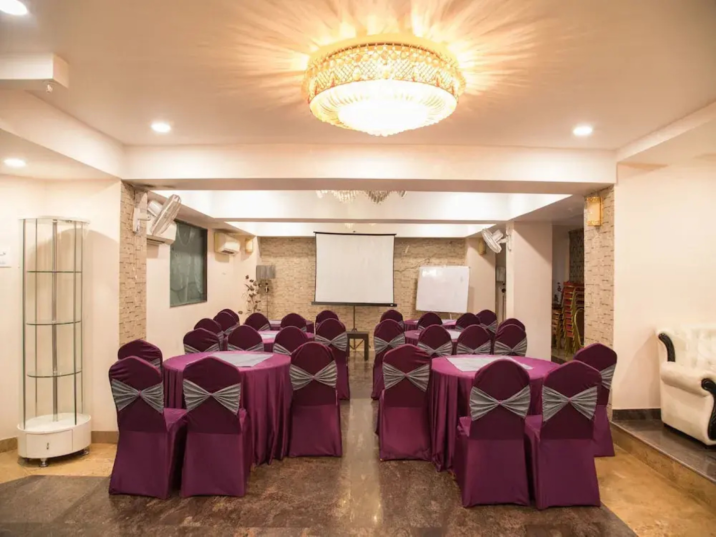 Treebo Trend Orient Grand