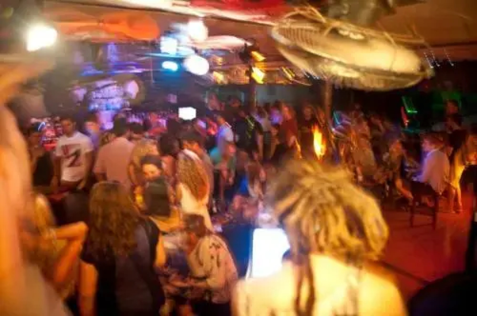 Top Banana Guesthouse & Rooftop Bar