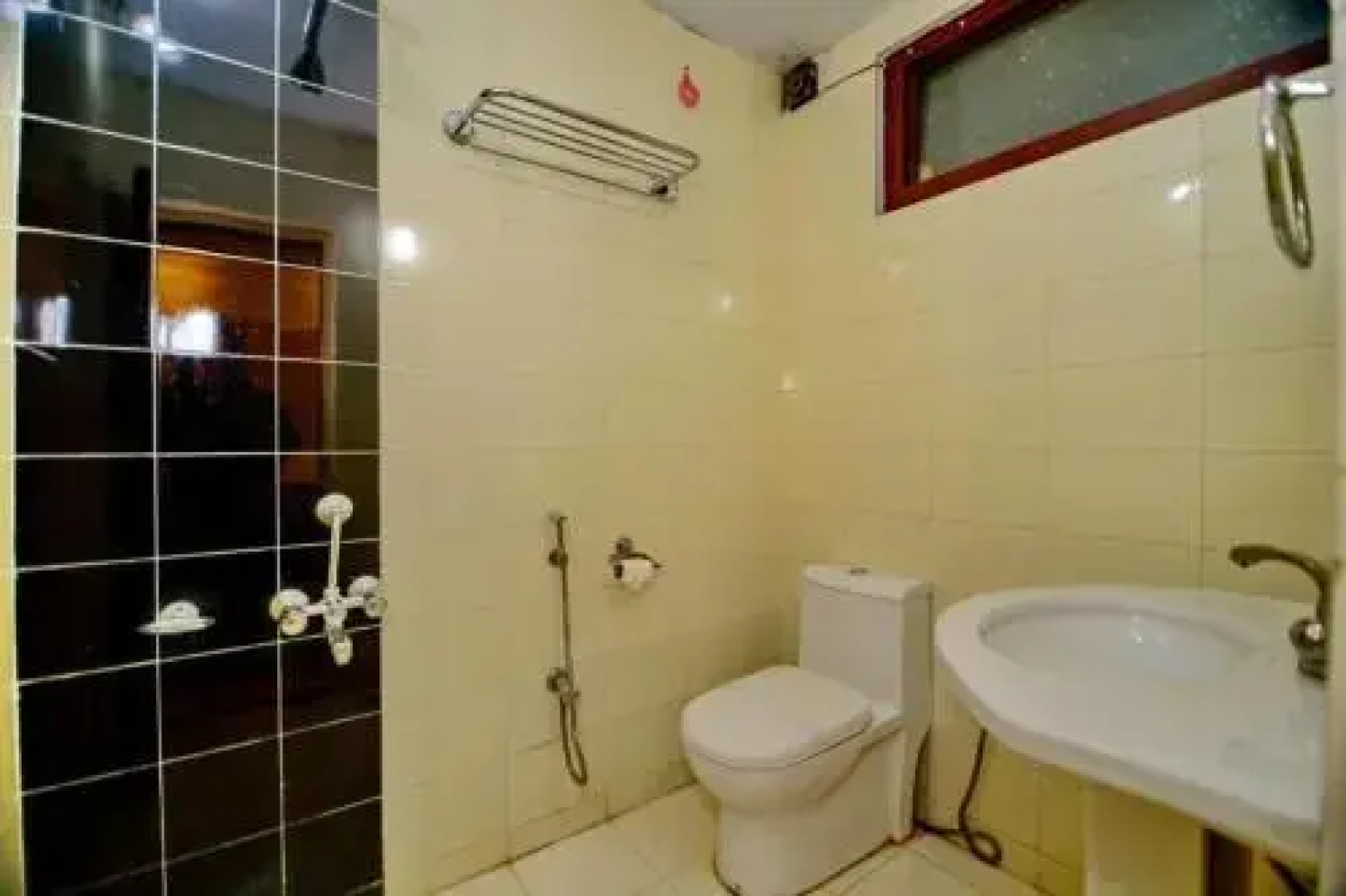 Hotel Fifth Season - Pahalgam