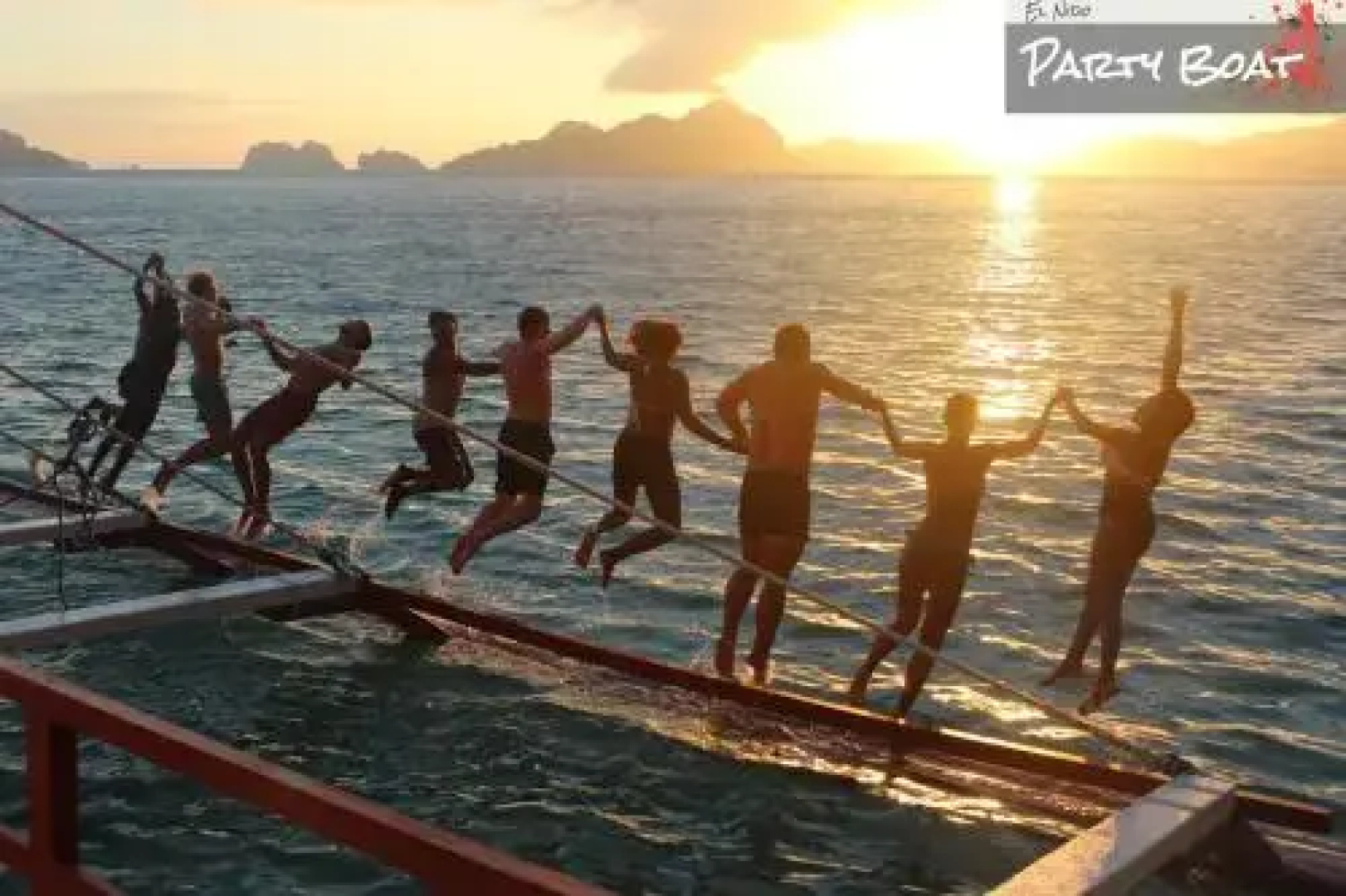El Nido Party Boat Overnight Expeditions