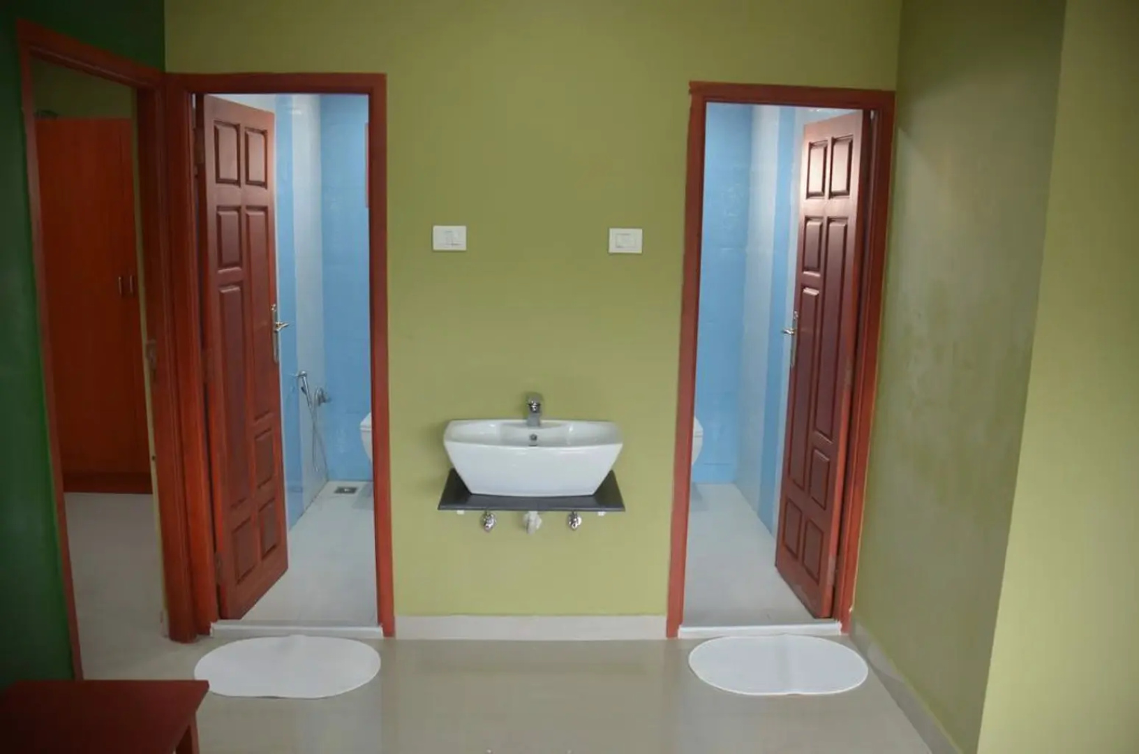 Max Classic Serviced Apartment