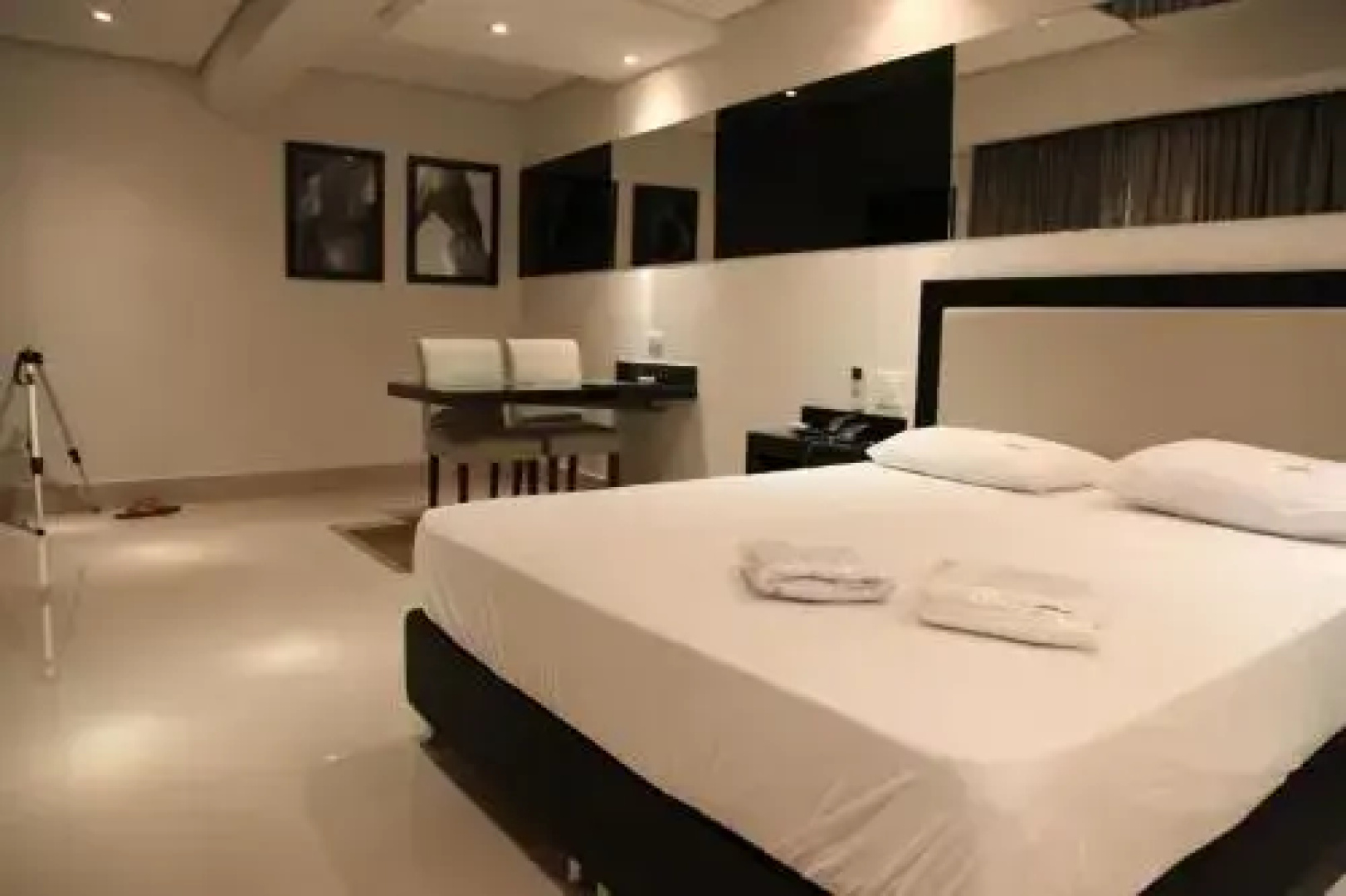 Opium Motel