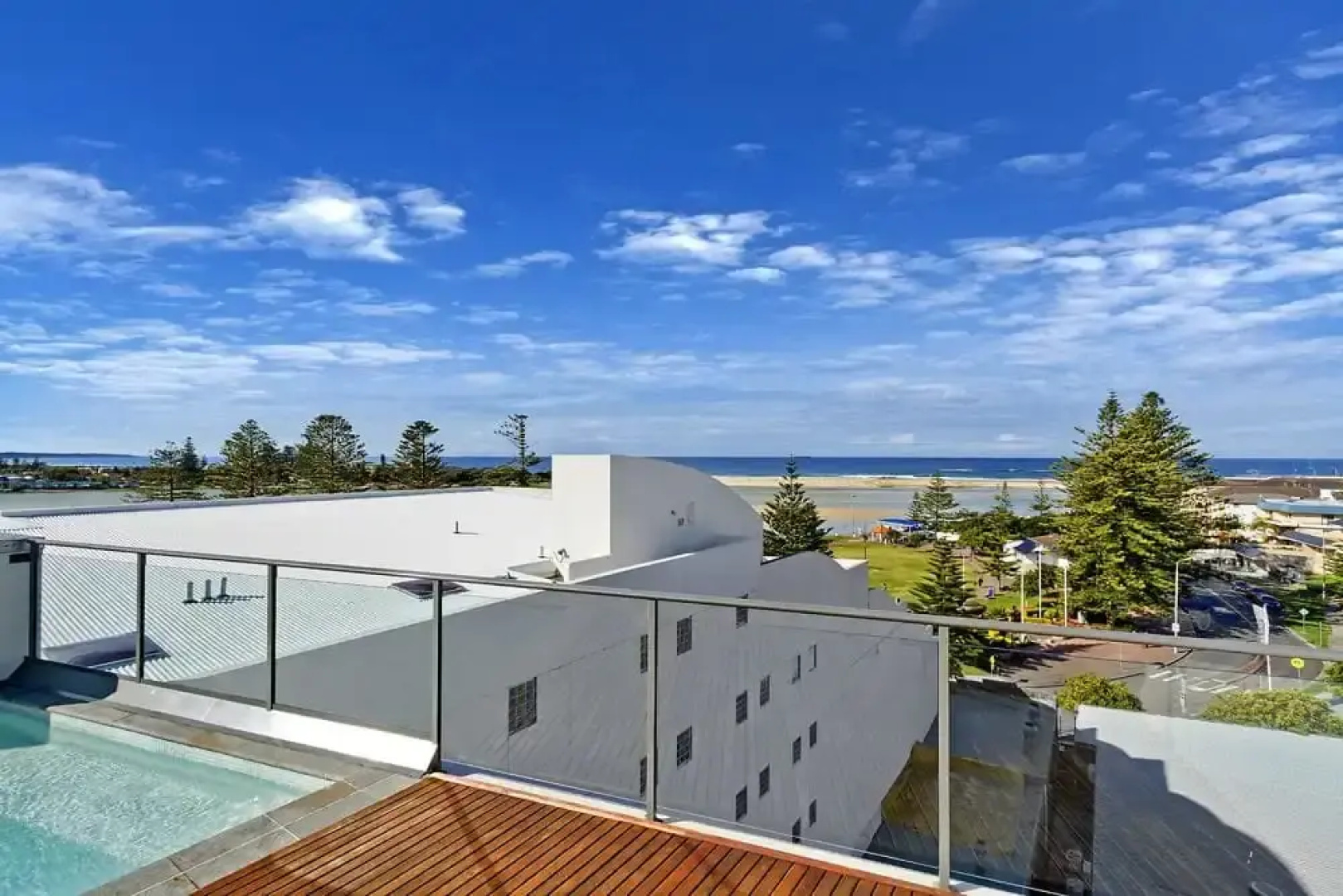 Coast Luxury Apartments 3