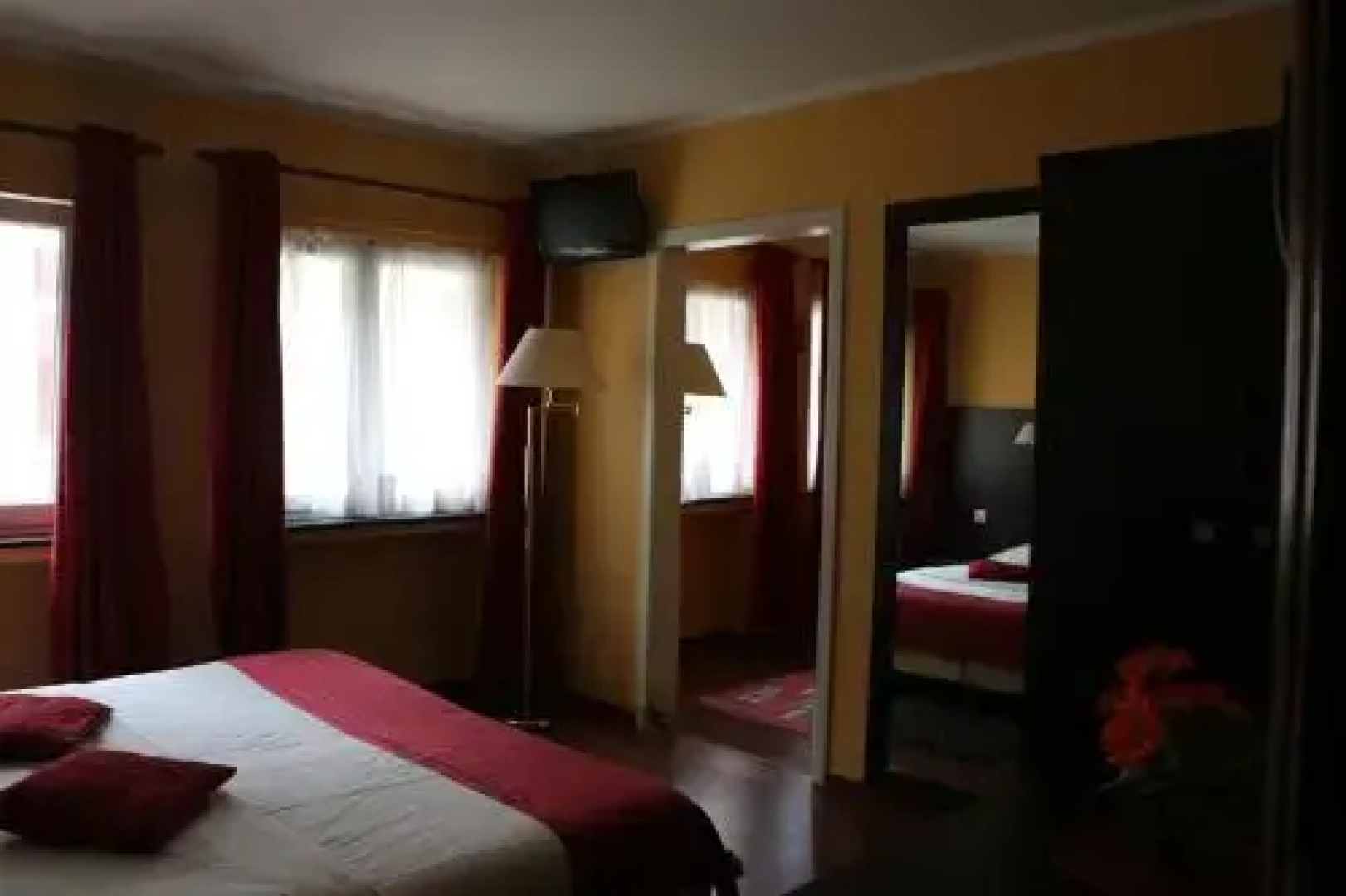 Hotel Duc De Bouillon