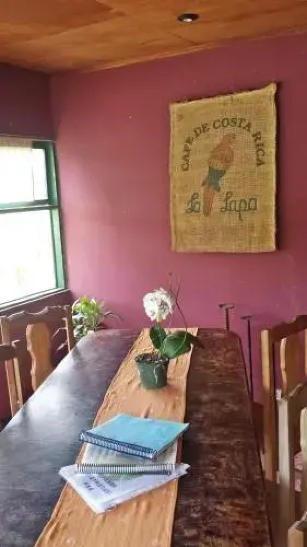 Montaña Linda Guest House Orosi