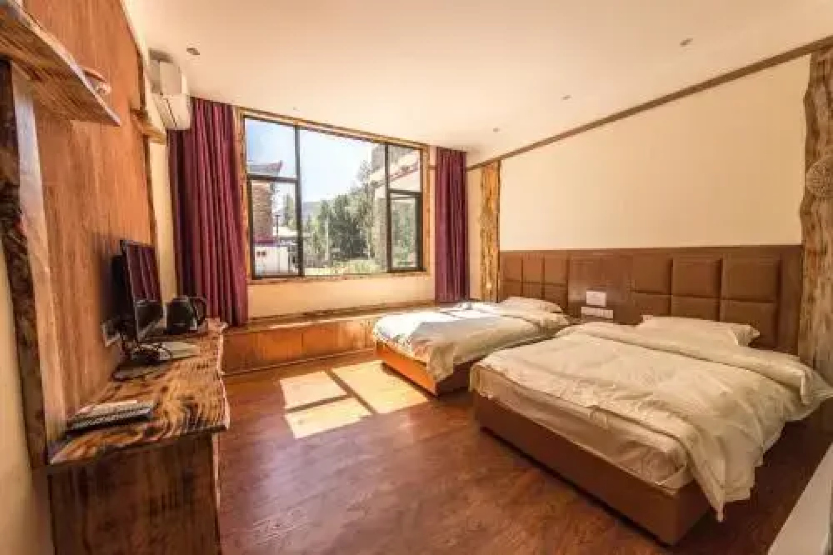 Xinduqiao Yak International Youth Hostel