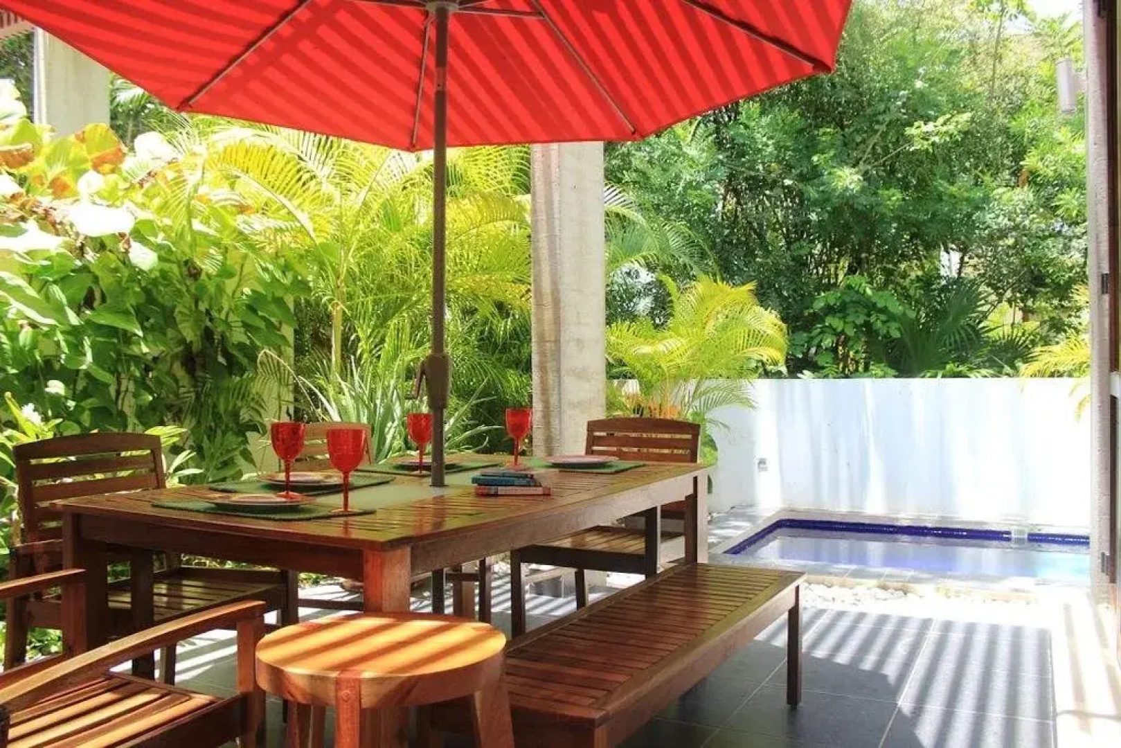 Exclusive Townhome with Plunge Pool