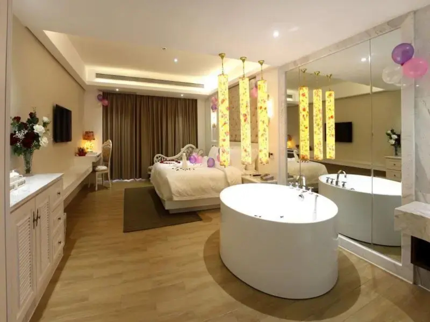 Huangma Hoilday Island Style Hotel