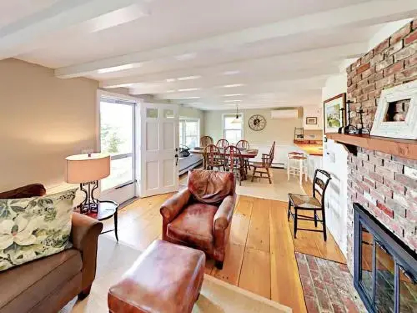 200 Shurtleff Rd Home - 3 Br home by RedAwning