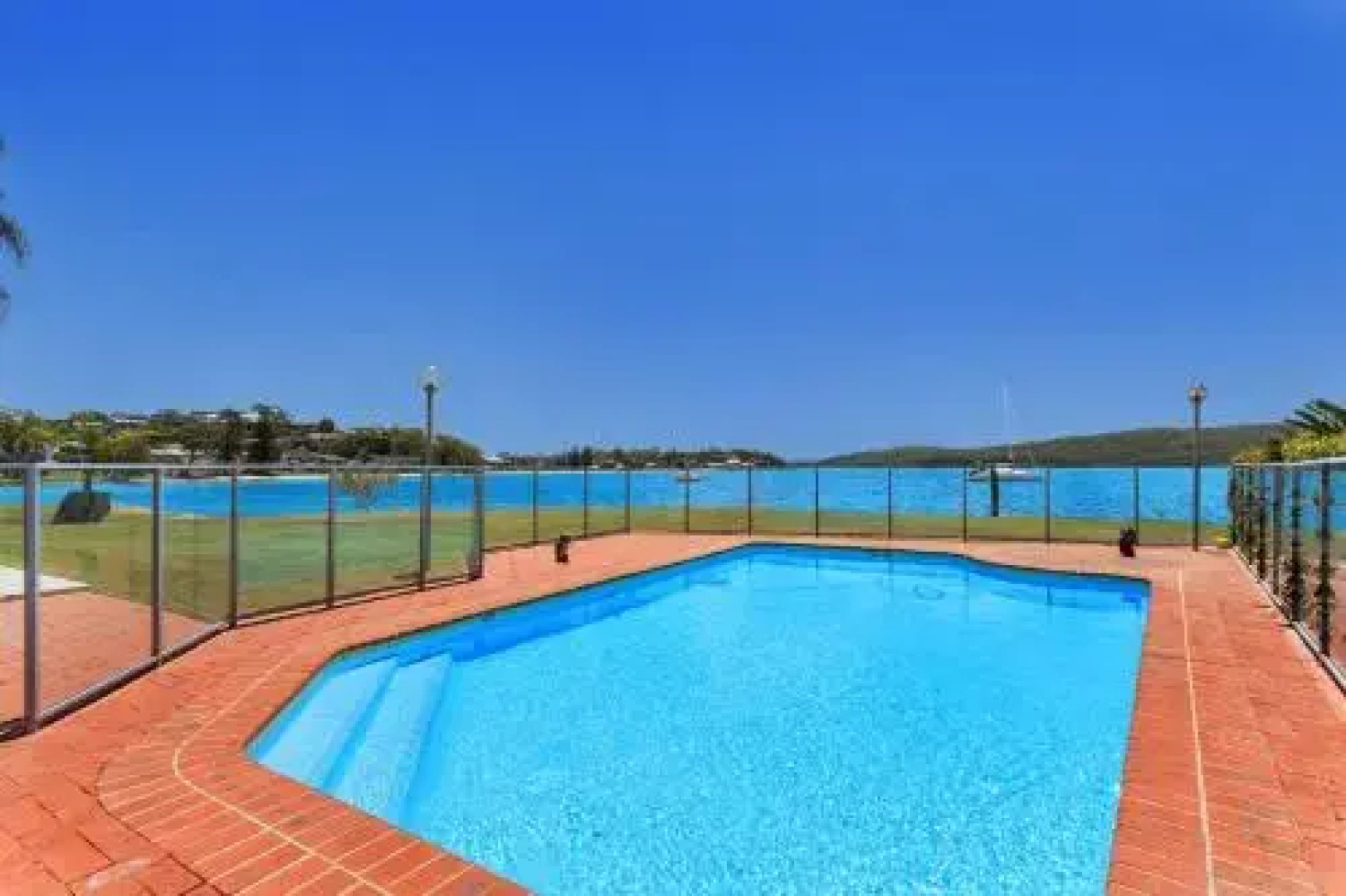 The Shores, 2/109 Soldiers Point Road