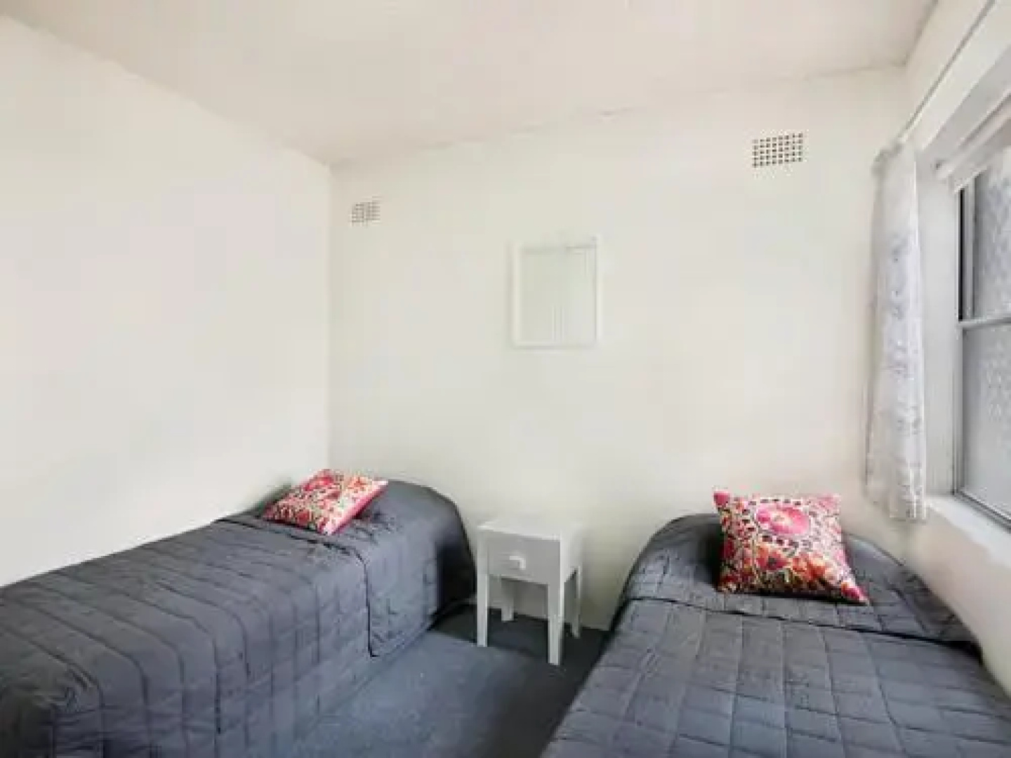 Dolphin Court Unit 6