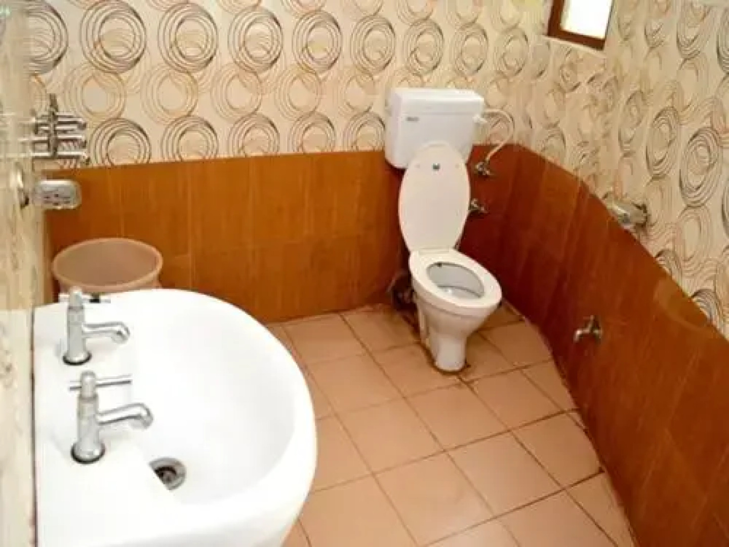 Puri Hotel Kasauli
