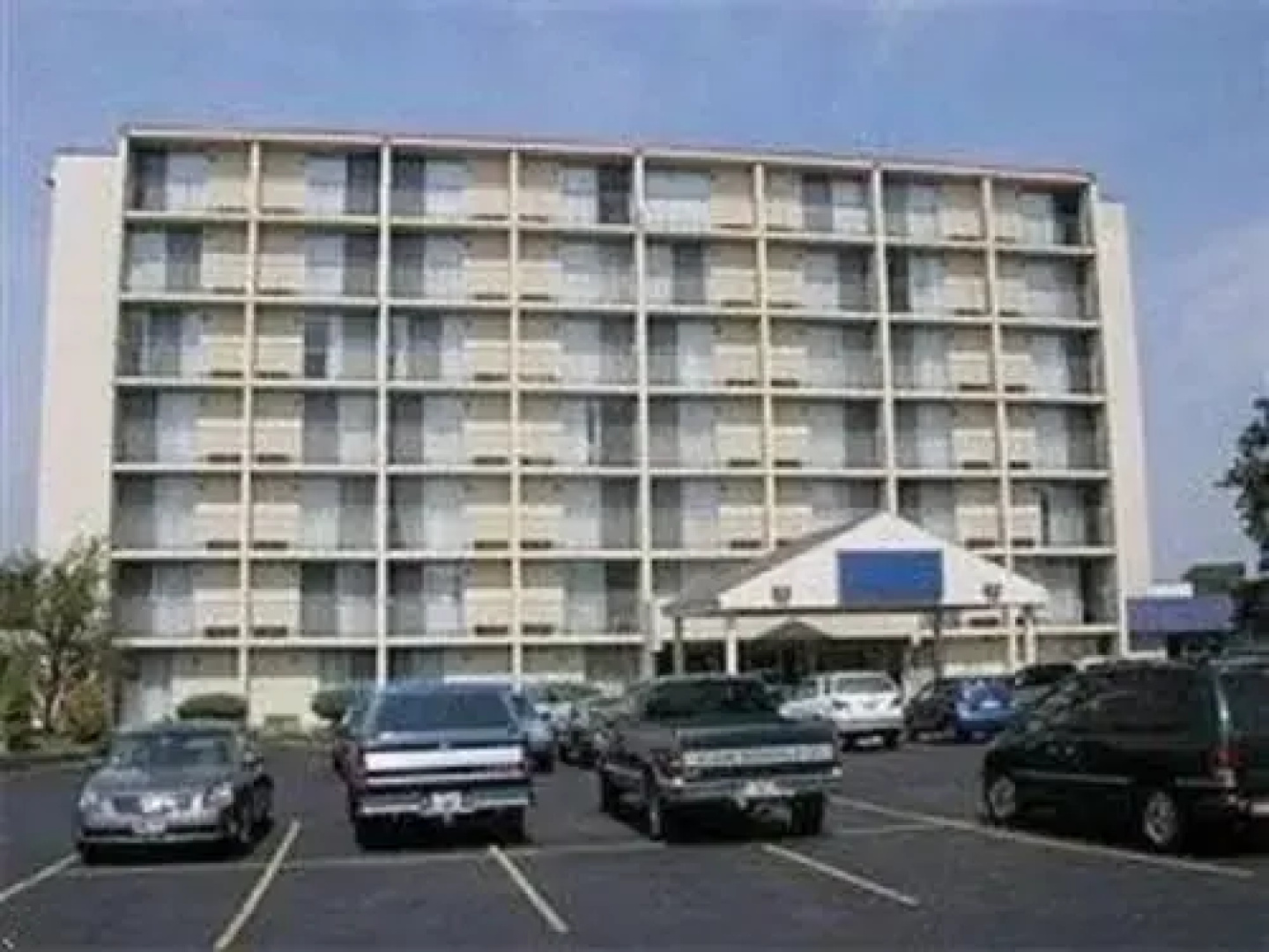 Broadview Inn Suites (former Americas Best Value Inn Galesburg)