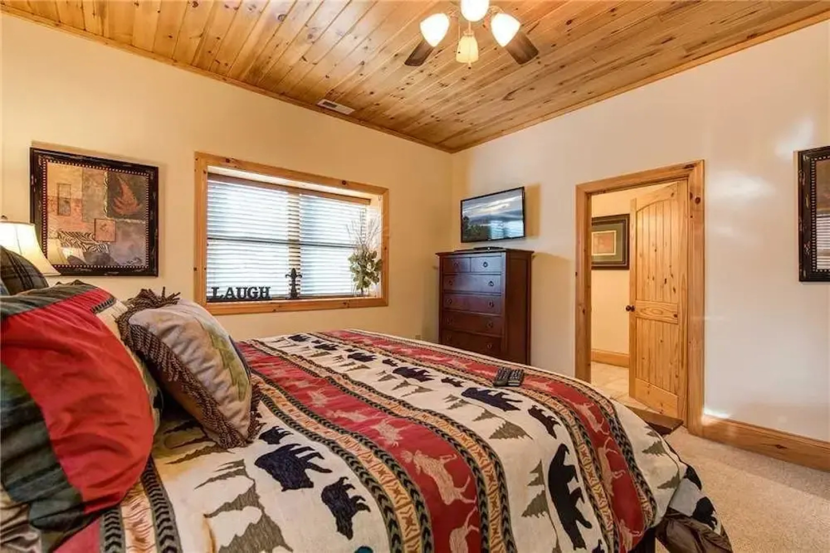Pool On Summit Point - Four Bedroom Cabin