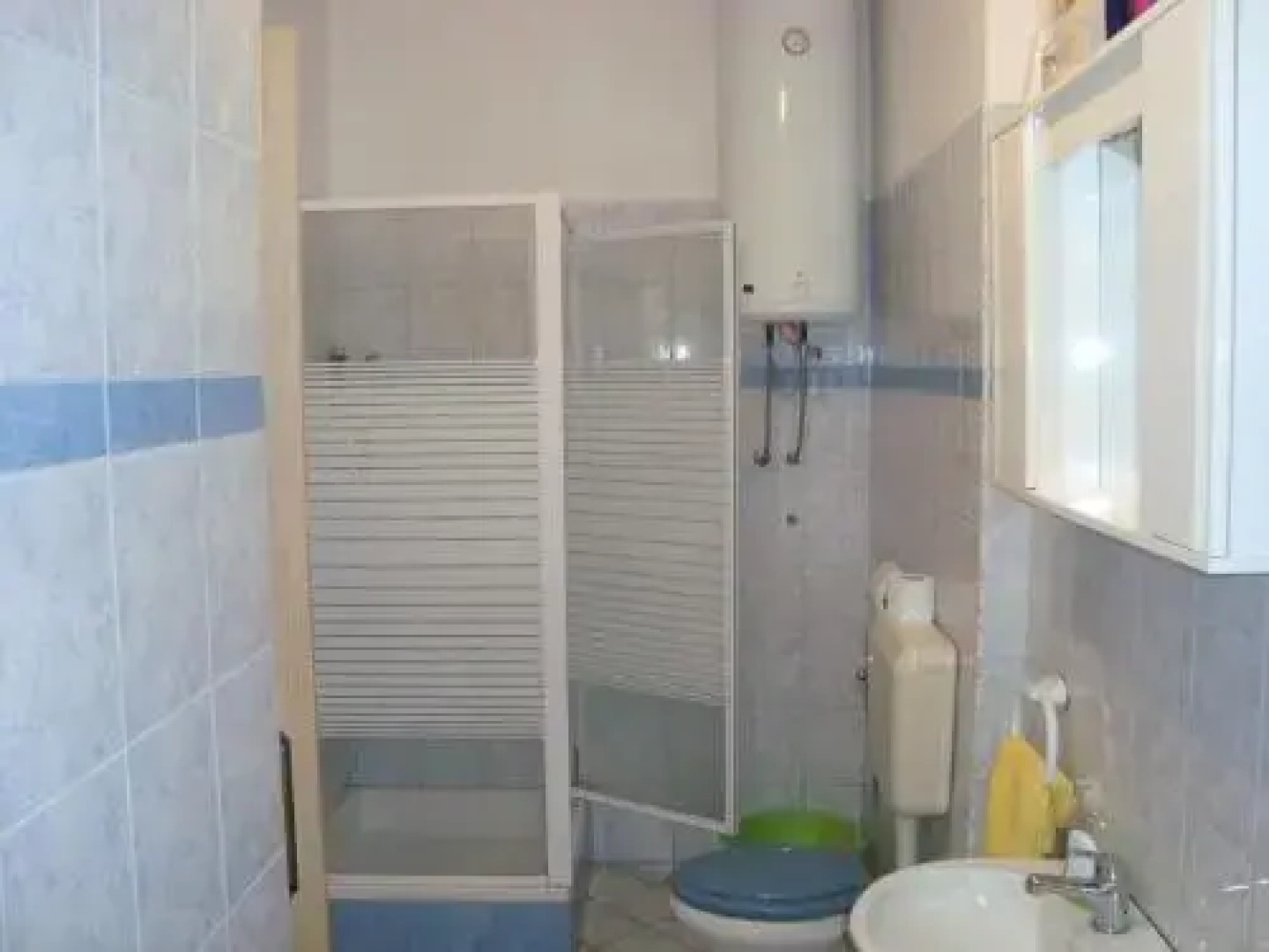 Apartment Custic