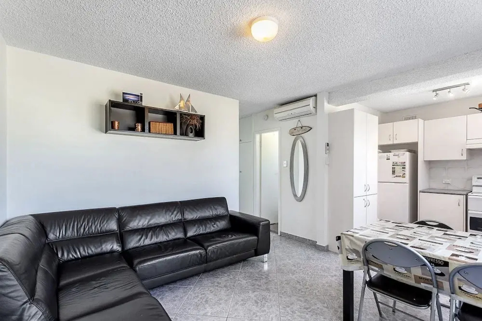 Sunset Court, Unit 1, 3 Resthaven Avenue