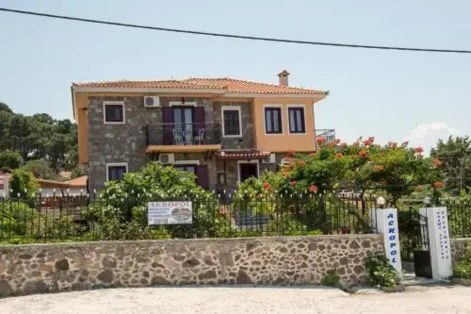 Acropol