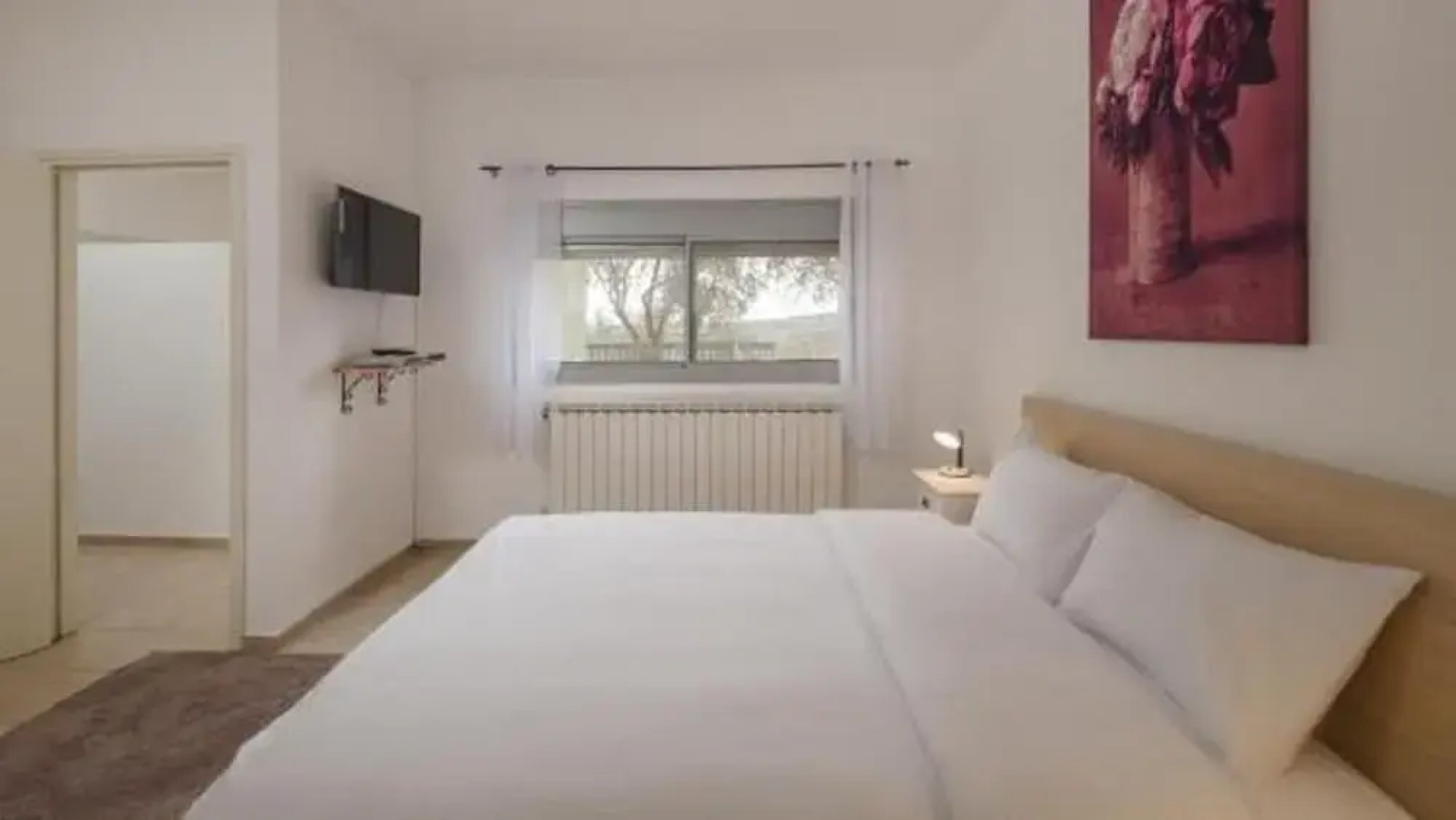 Lavender Villa In The Mountains