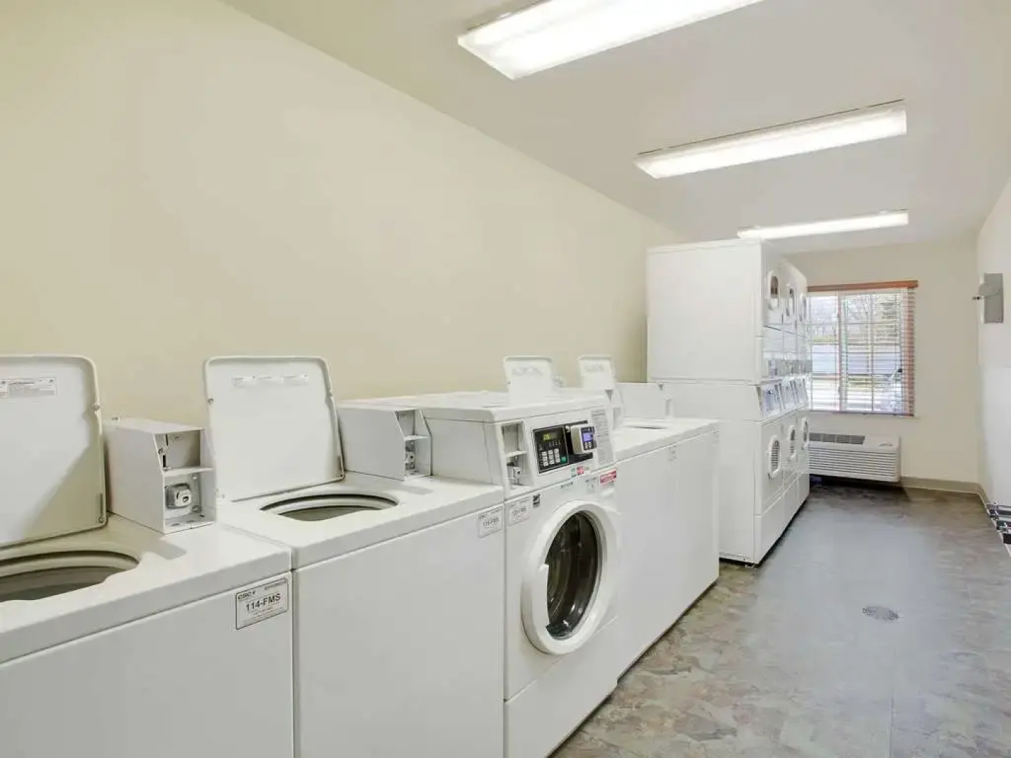 WoodSpring Suites Washington DC Andrews AFB