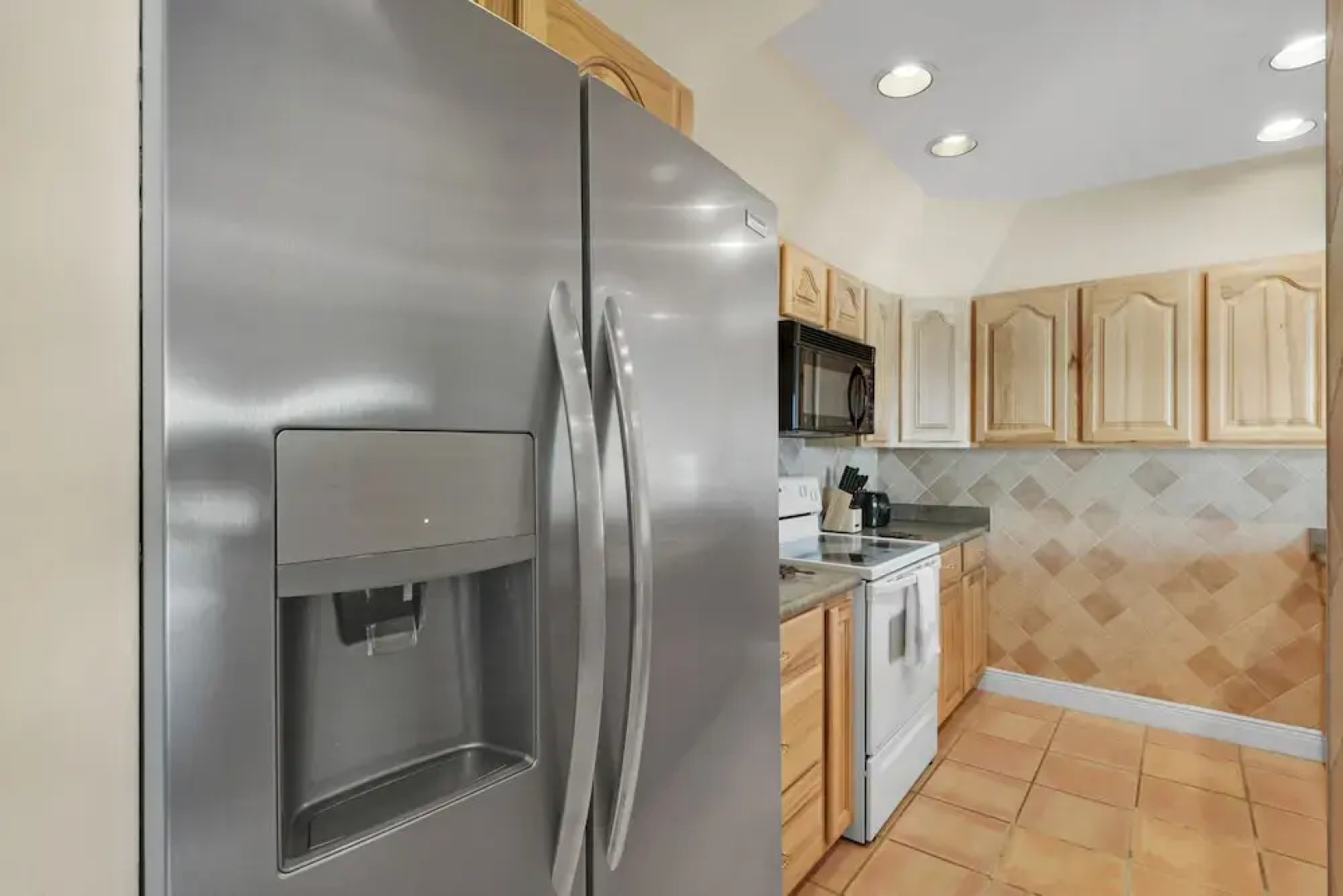 Santa Rosa Delight - 3 Br Townhouse