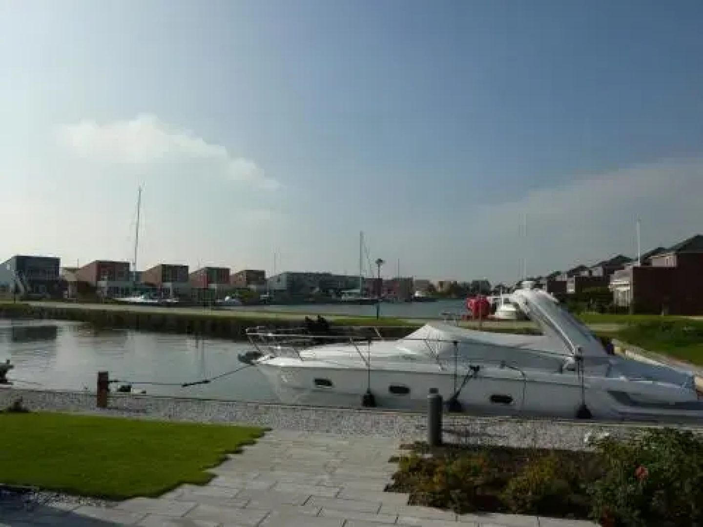 Nautic Rentals - Marinapark Oude-Tonge