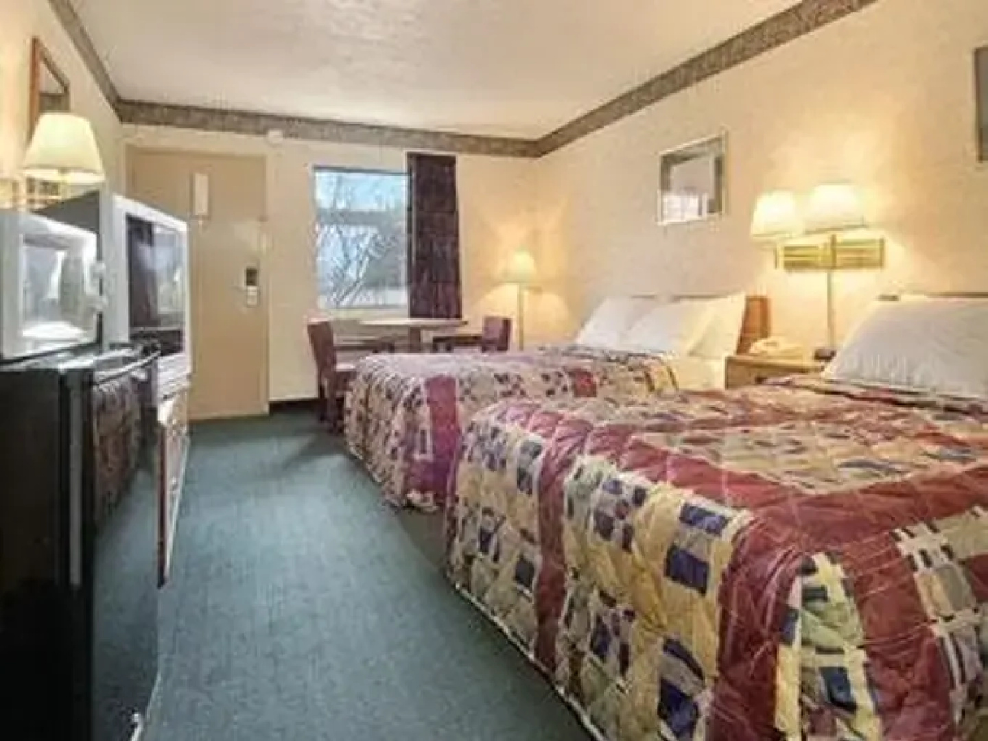 Lanett Inn