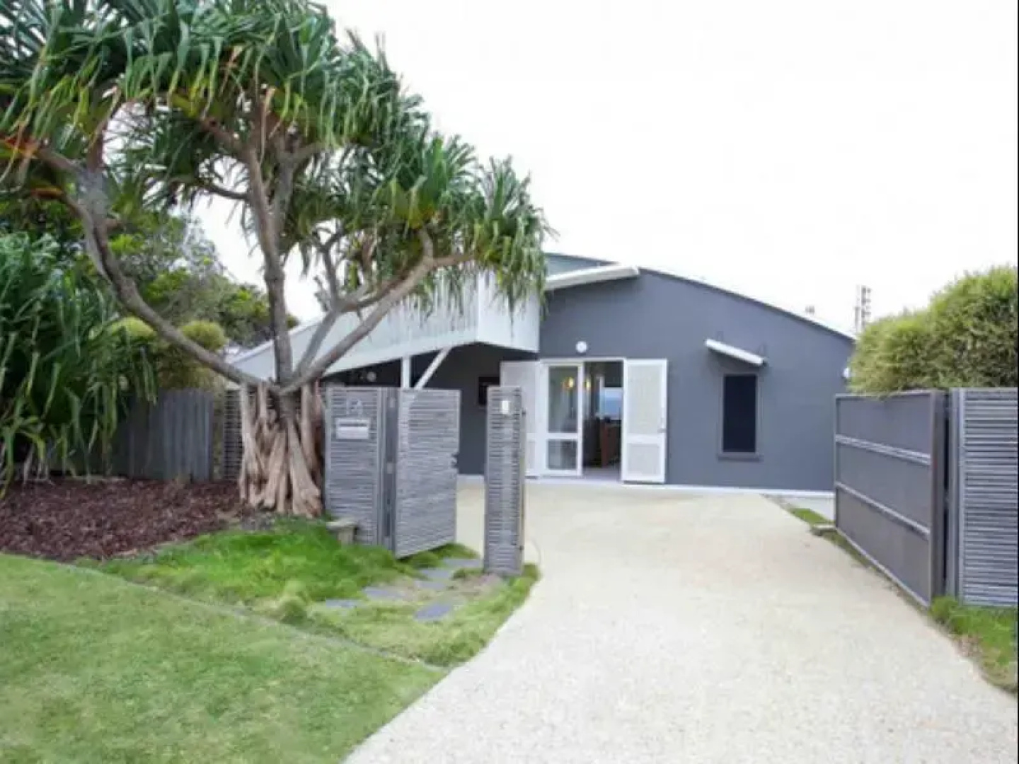 Plover Peregian Beach Apartments