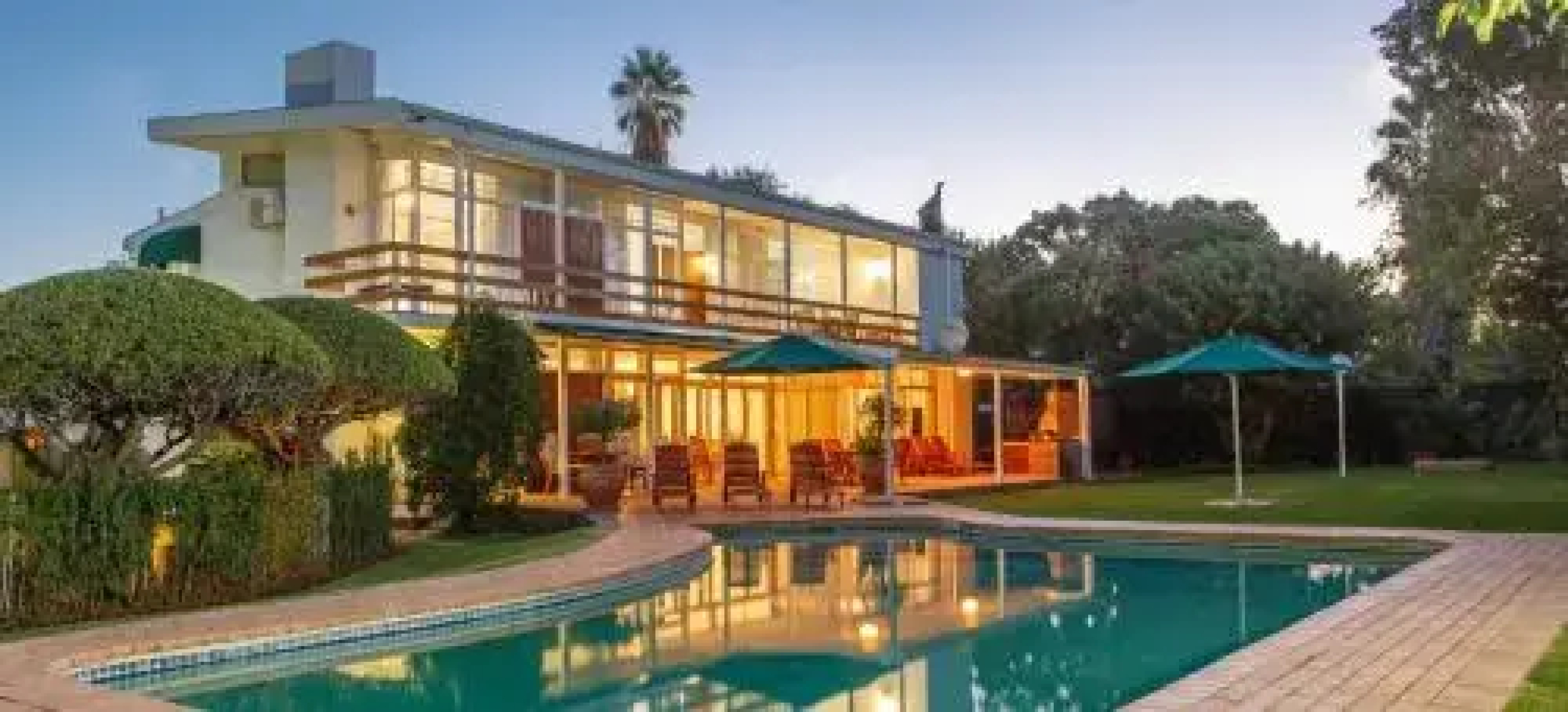 Le Rouxs Guest House