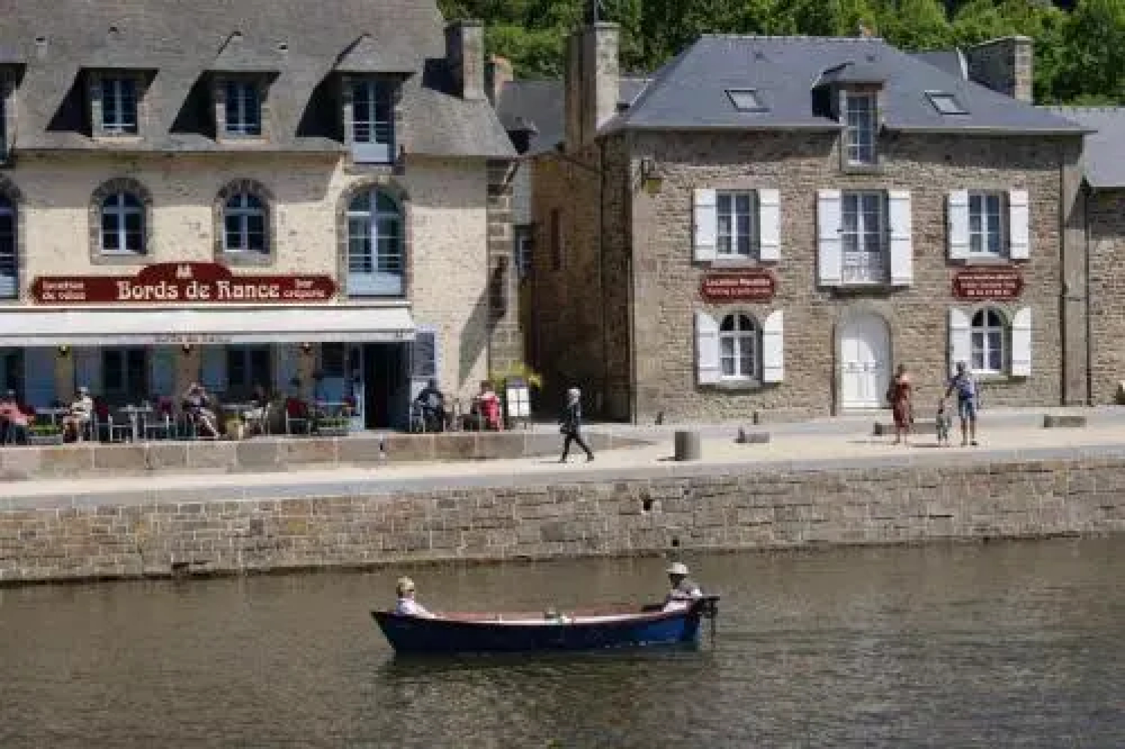 Au Fil De Leau