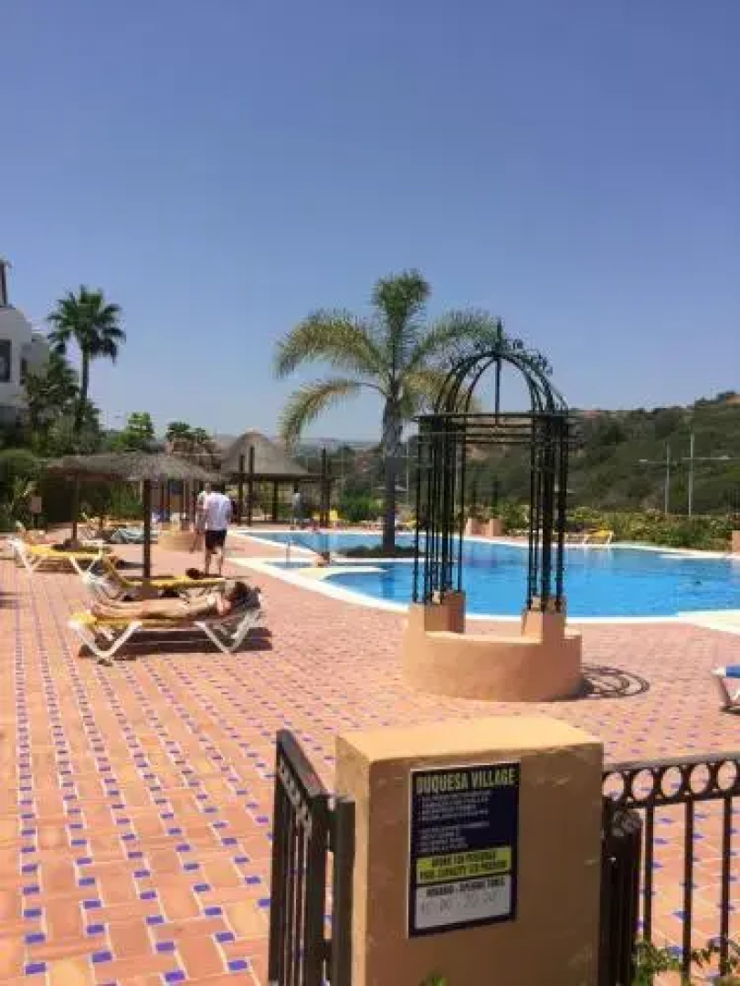 Duquesa Village
