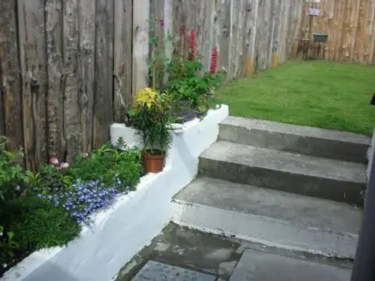 Seaside Holiday Cottage Embo