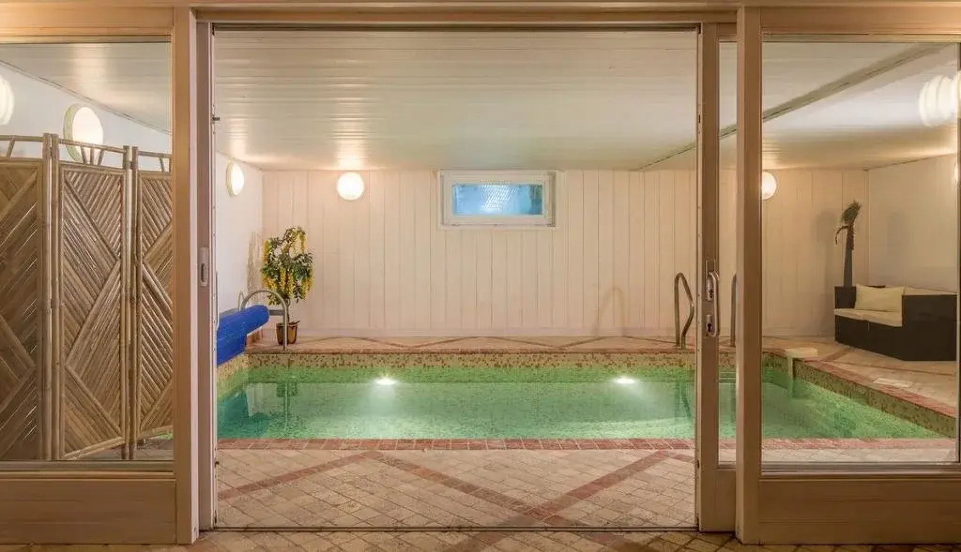 Chalet Hideaway 2
