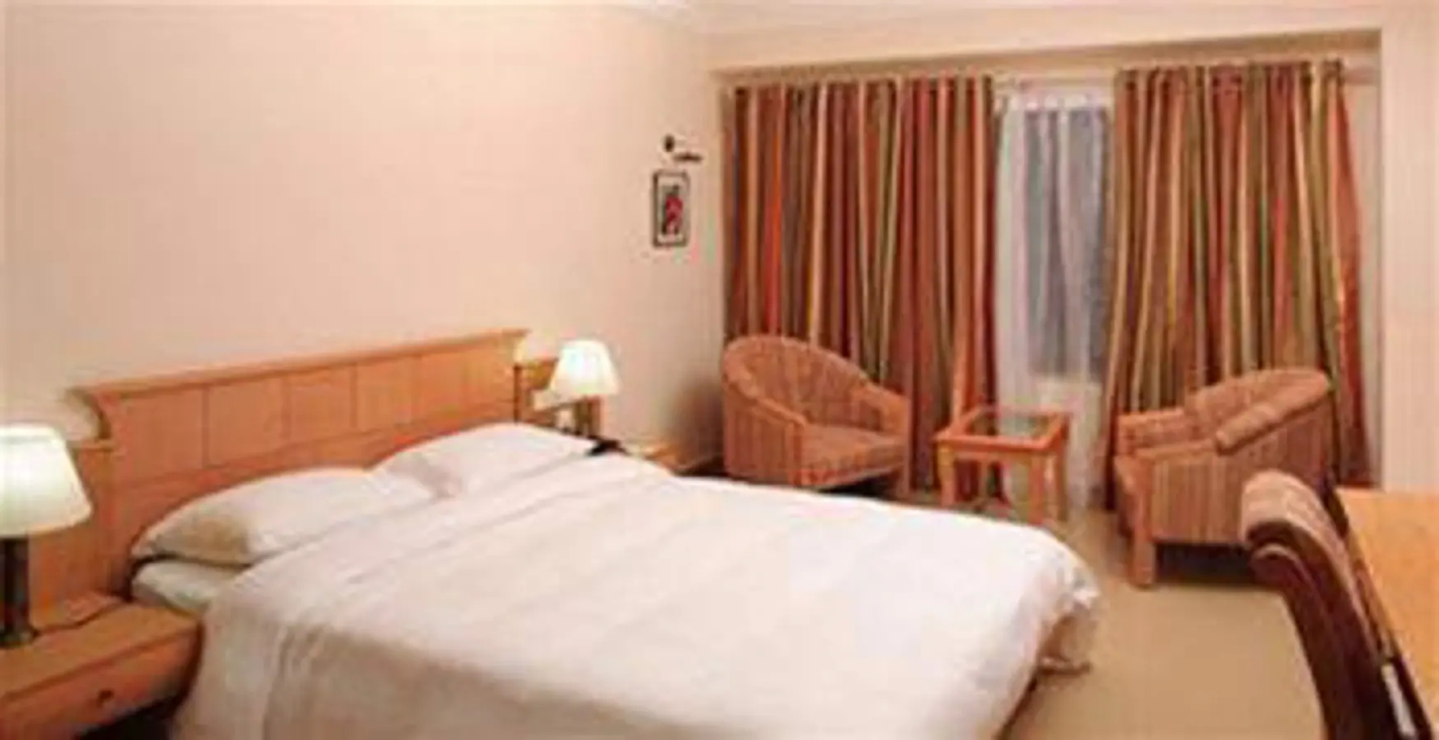 Hotel Pearl Continental