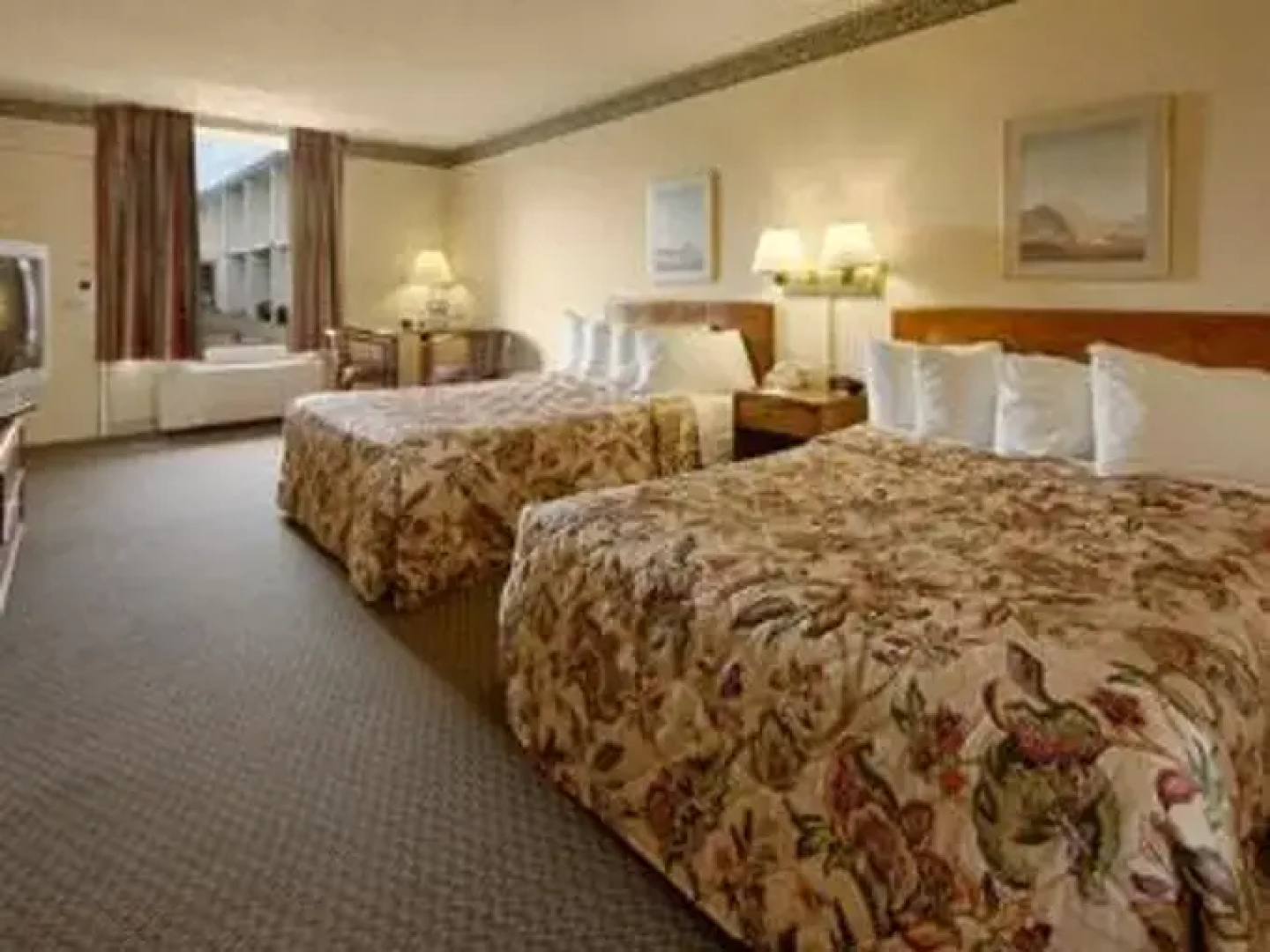 Days Inn Hotel & Conference Center - Meadville