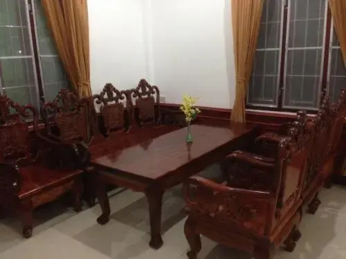 Outhoumphone Hotel
