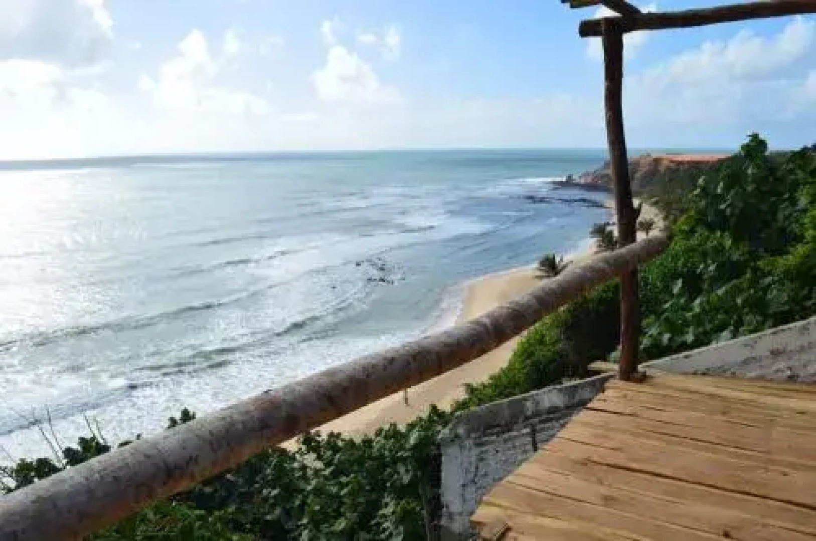 Piparadise Beach Hostel