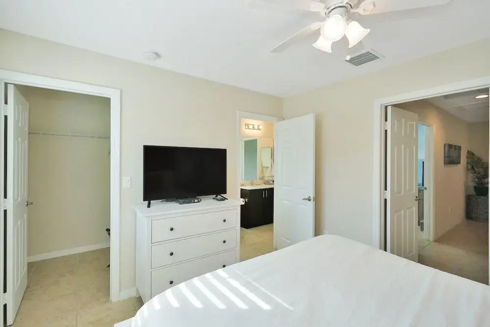 Affinity Santa Barbara - New Gated Townhome, Pool, Hot Tub
