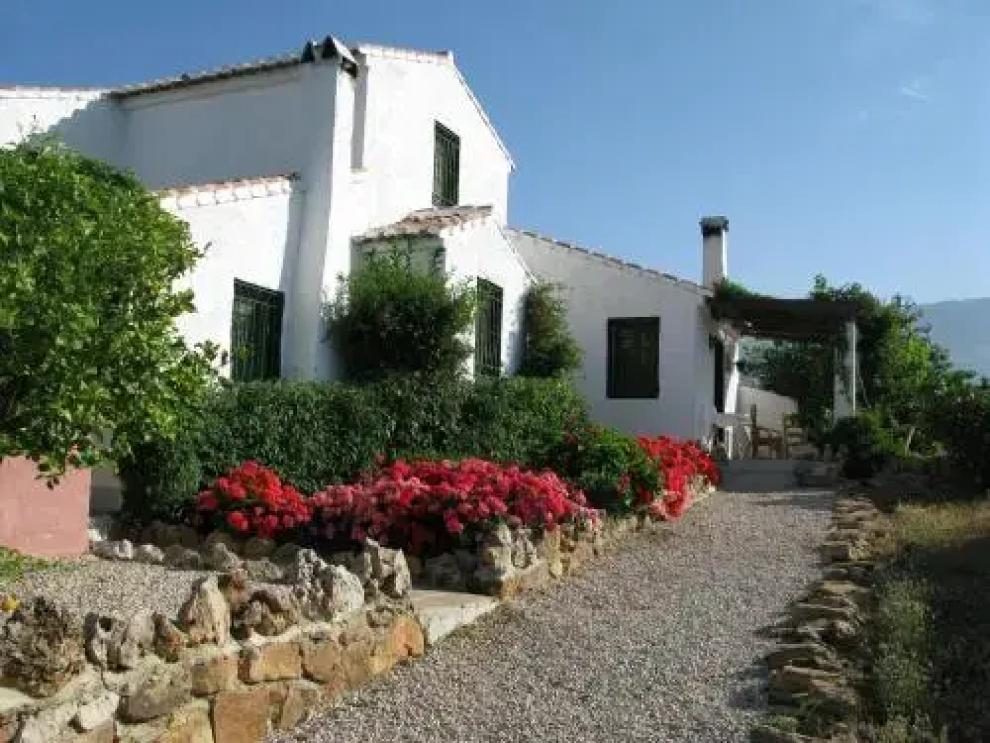 Cantueso Rural Cottages And Restaurant