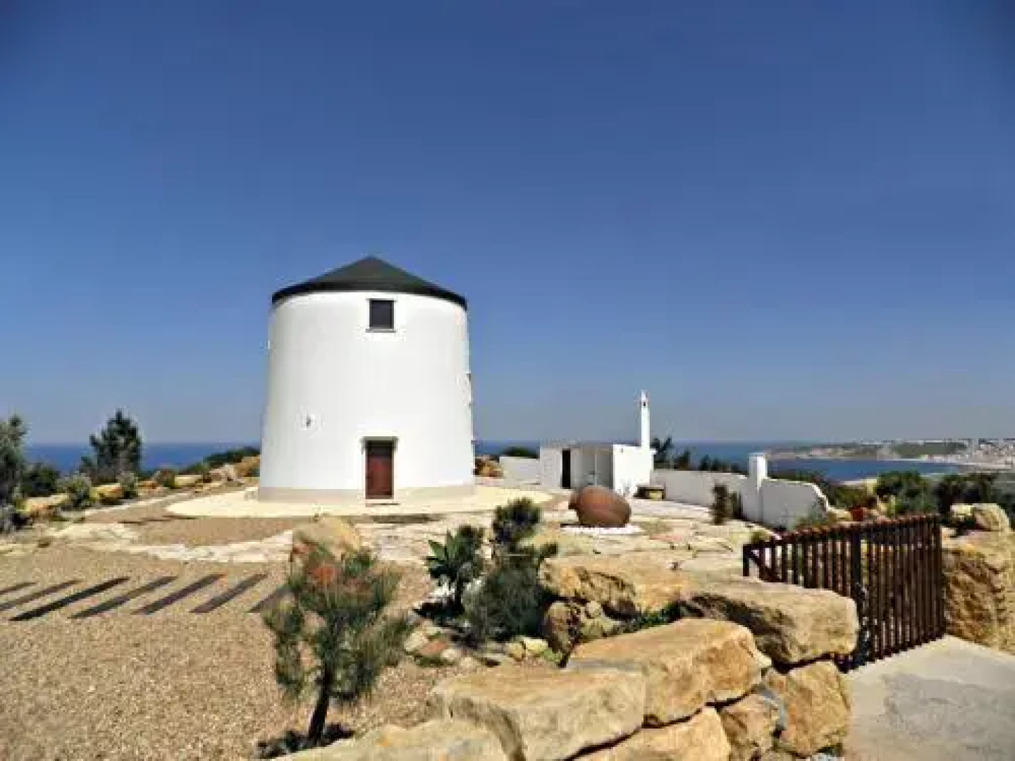 Trade Winds - Holiday Villas