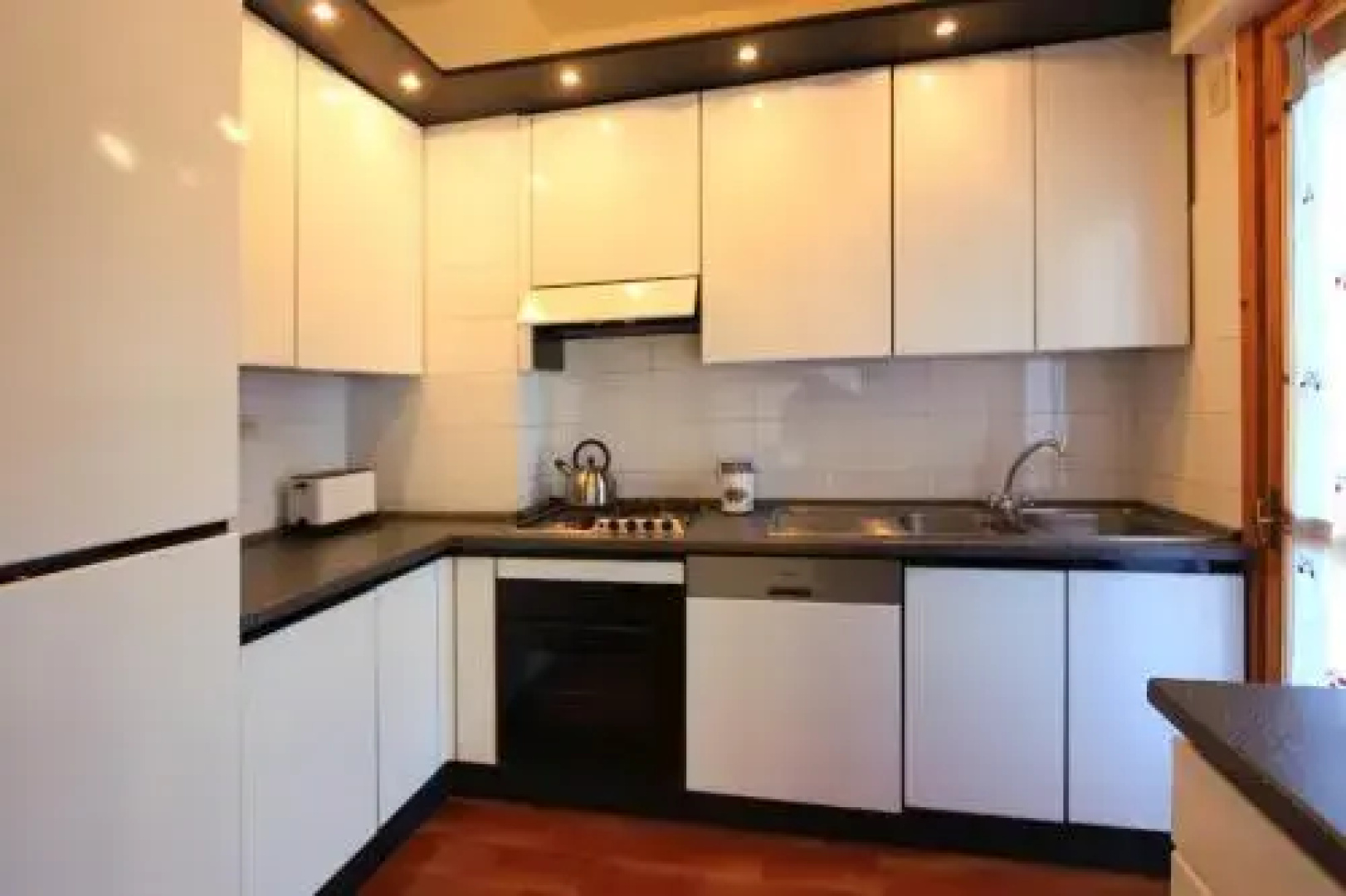 flat in chiantishire
