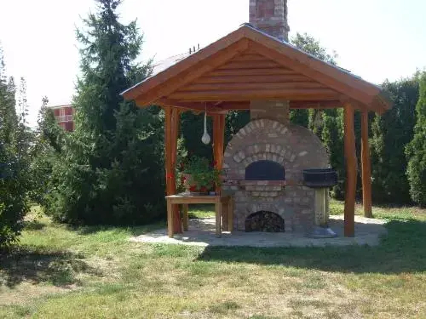Hajnalka apartmanház