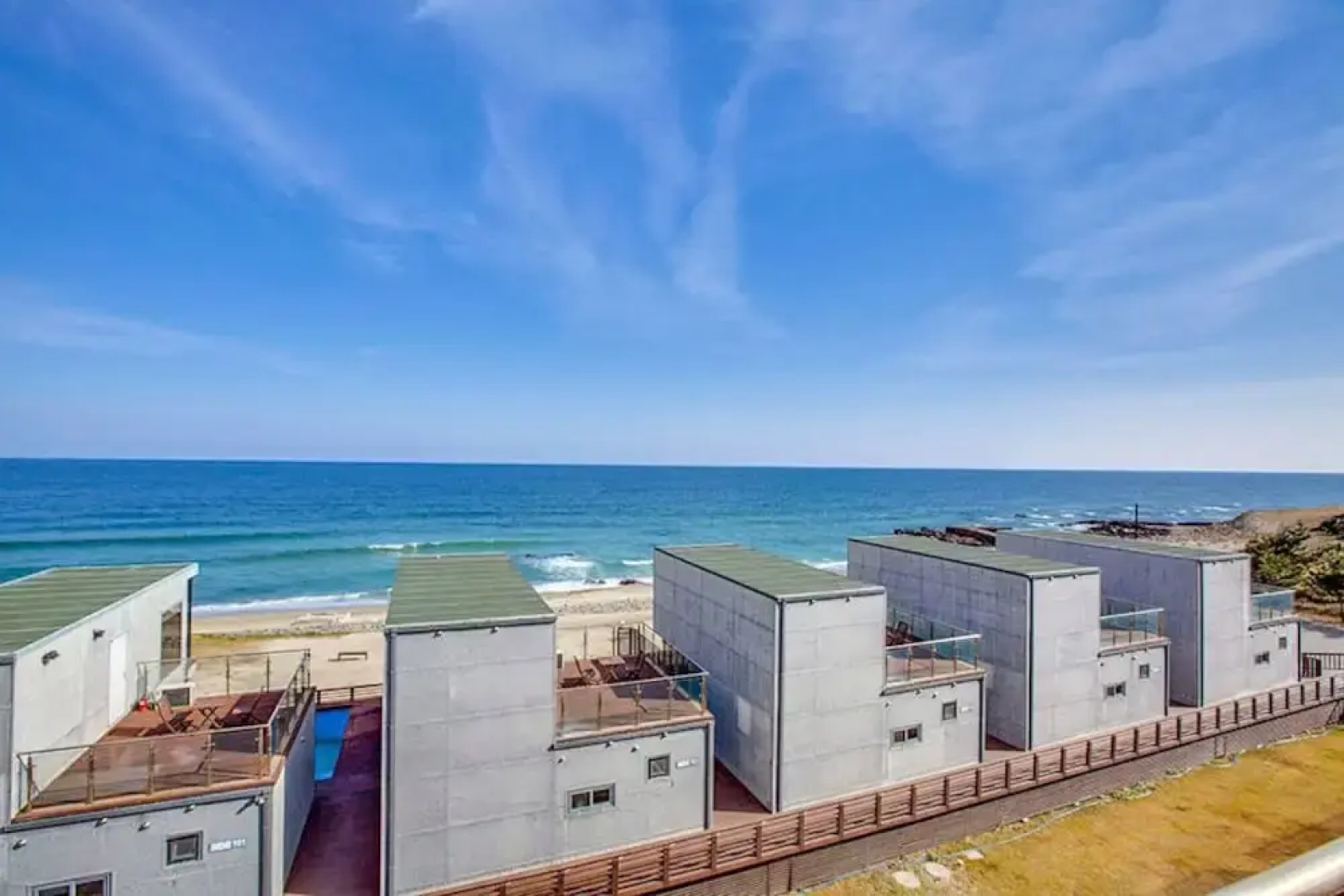 Yeongdeok B Side Pool Villa