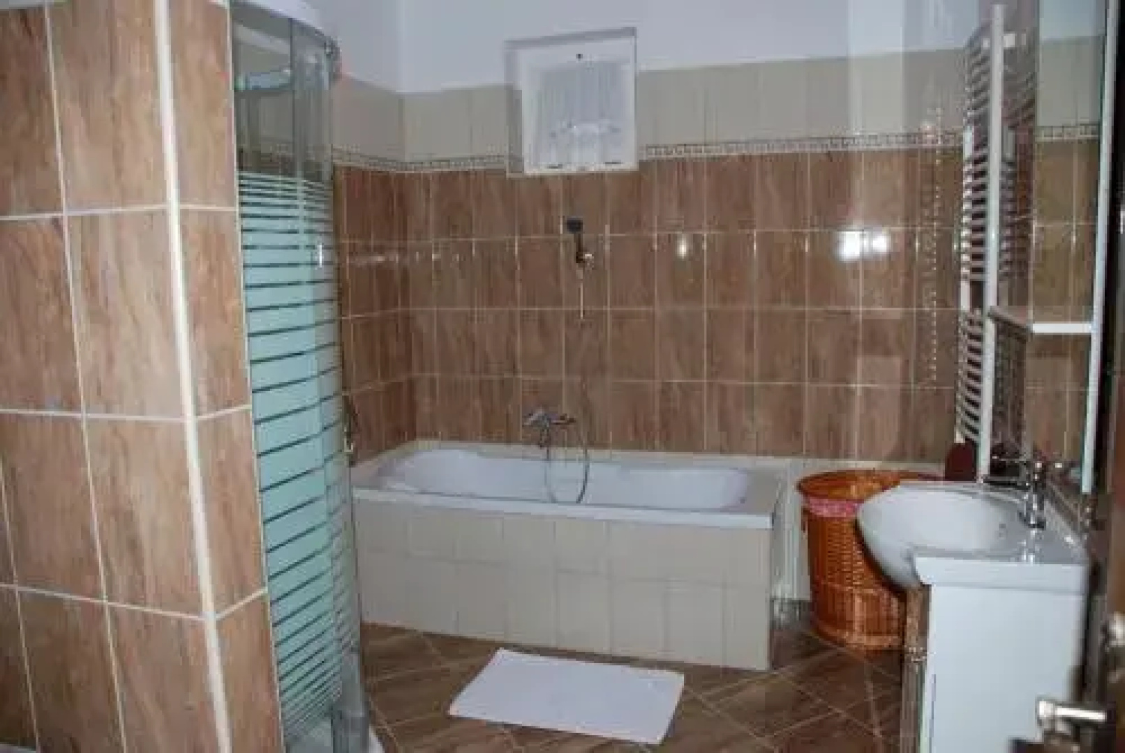 Janus Apartman