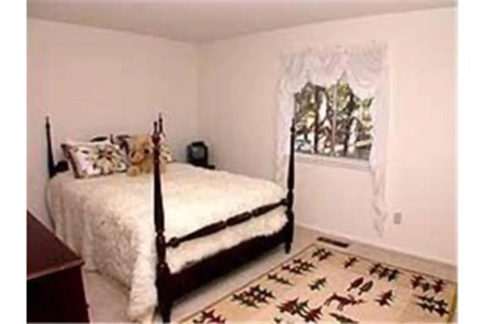 Paloma Place
