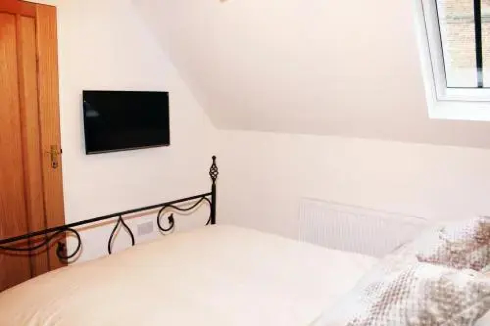 Mrs Salisbury's Serviced Accommodation