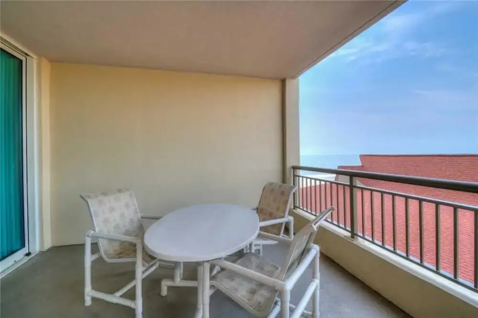 Mar Vista Grande 614 by RedAwning