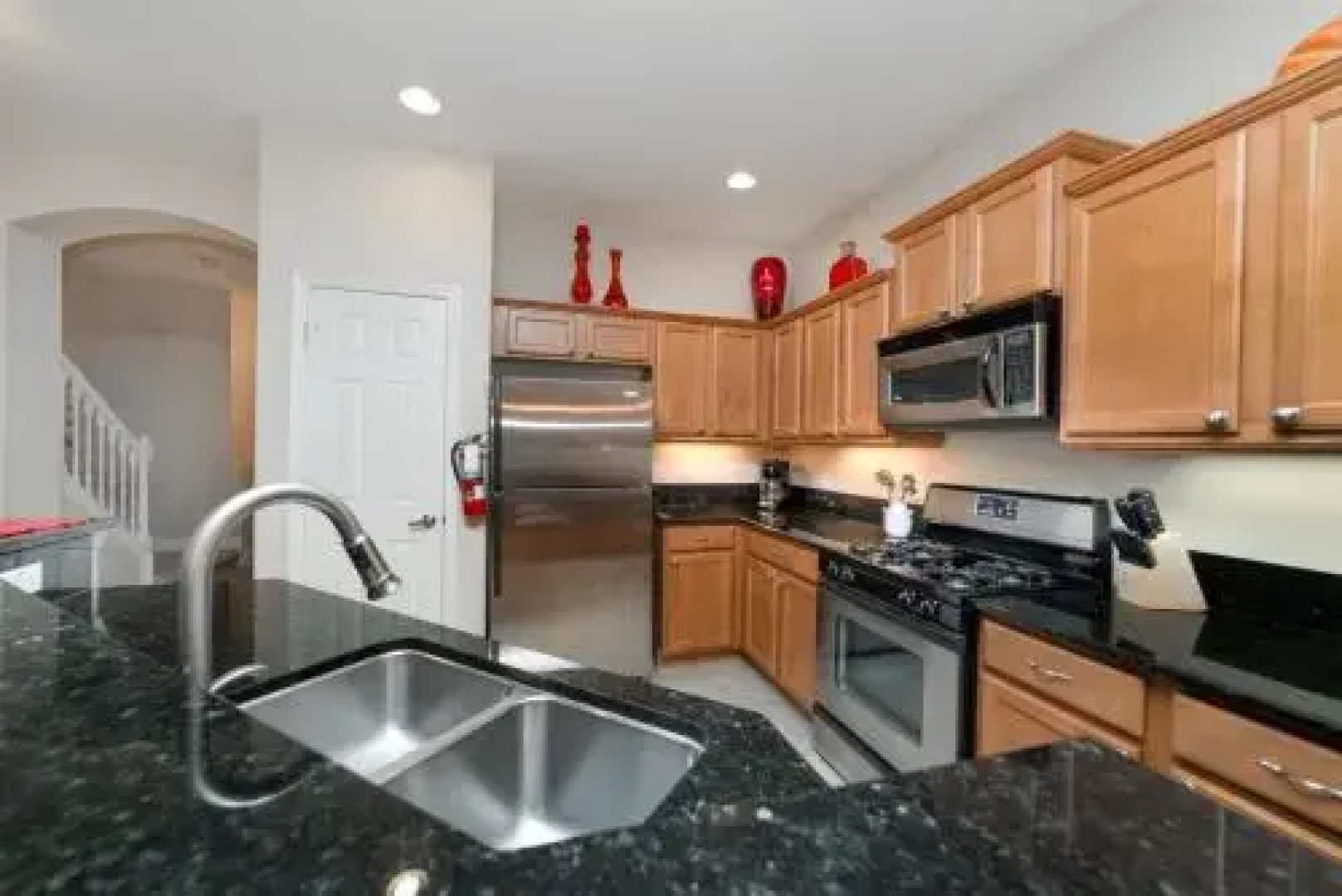 Enjoy Orlando With Us - Reunion Resort - Feature Packed Spacious 3 Beds 2 Baths Townhome - 6 Miles To Disney