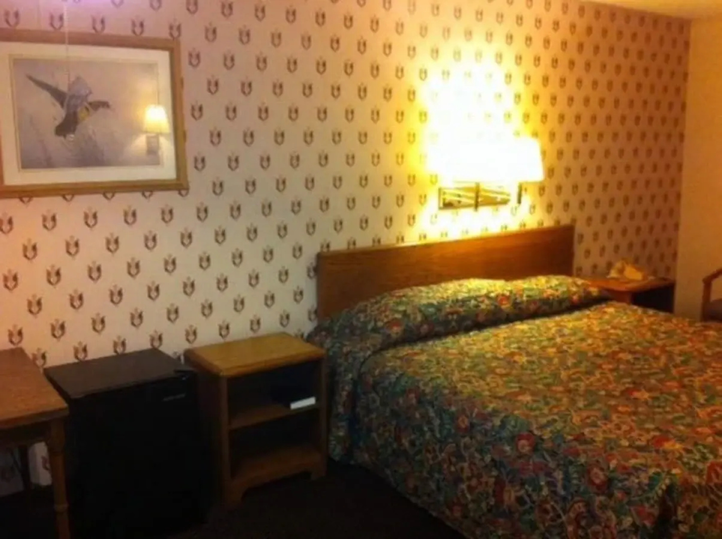 Landmark Inn